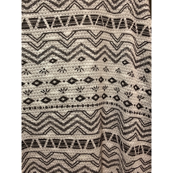 Mudd black and white tribal kimono cover up - Picture 3 of 6